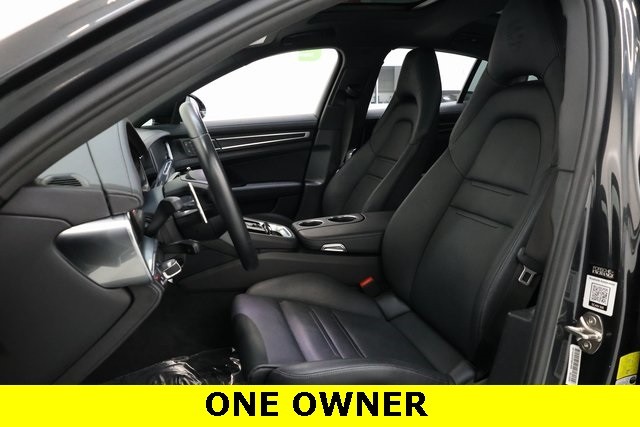 Porsche Panamera Thumbnail Image 58