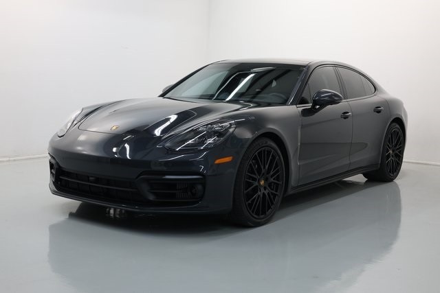 Porsche Panamera Thumbnail Image 96