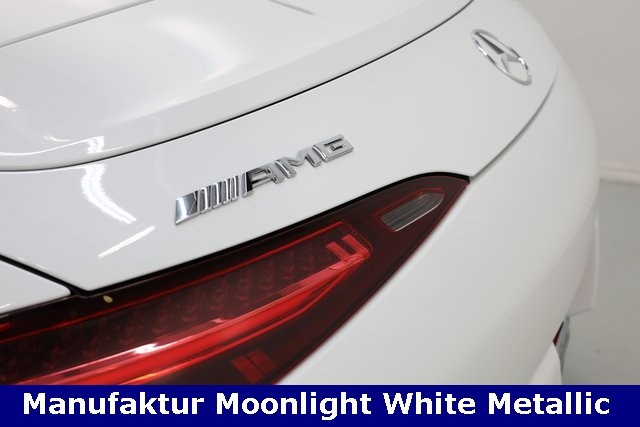 Mercedes-Benz SL Thumbnail Image 54