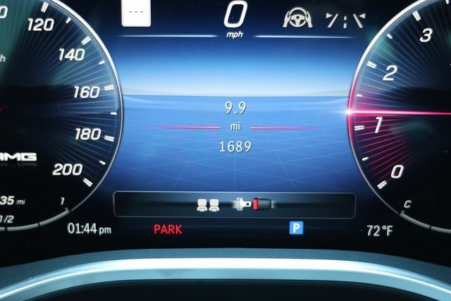 Mercedes-Benz SL Thumbnail Image 56