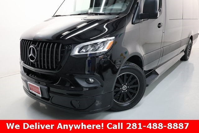 Mercedes-Benz Sprinter Cargo Van Thumbnail Image 52