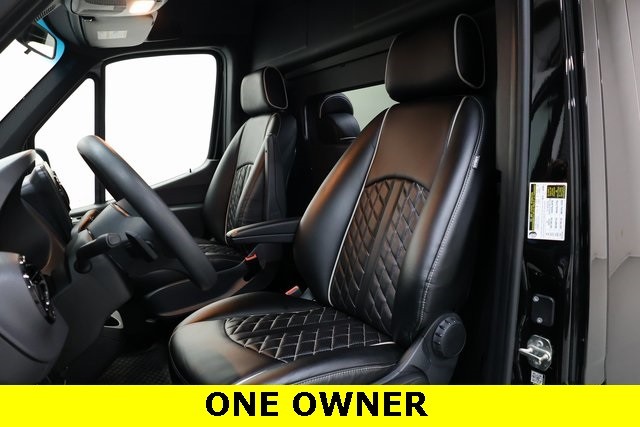 Mercedes-Benz Sprinter Cargo Van Thumbnail Image 58