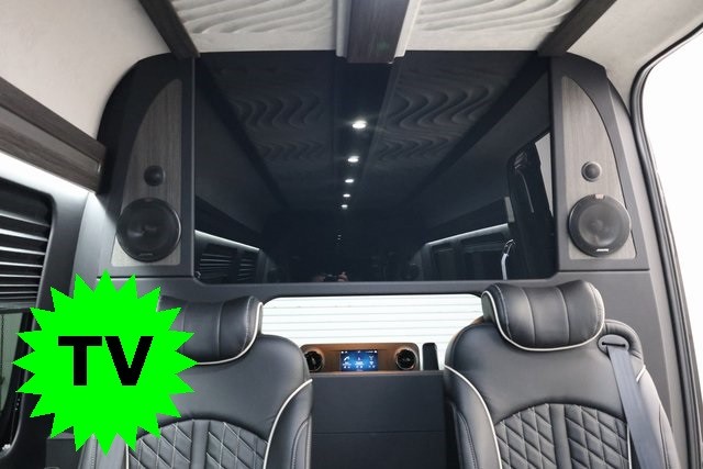 Mercedes-Benz Sprinter Cargo Van Thumbnail Image 70