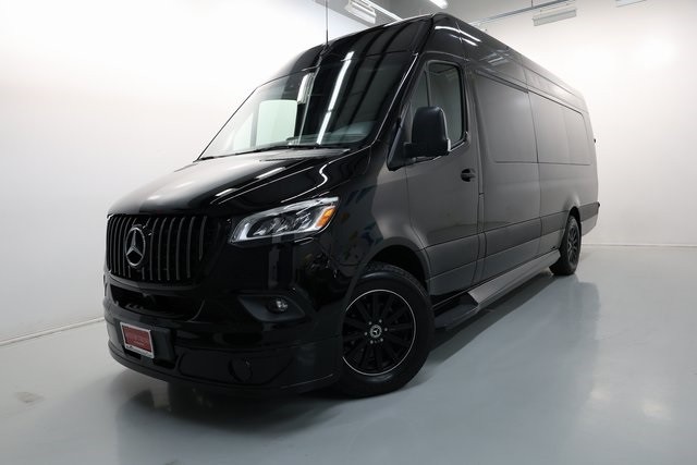 Mercedes-Benz Sprinter Cargo Van Thumbnail Image 99