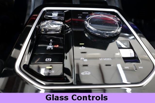BMW 7 Series Thumbnail Image 65