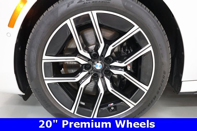 BMW 7 Series Thumbnail Image 96