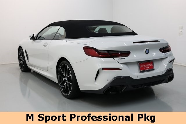 BMW 8 Series Thumbnail Image 64