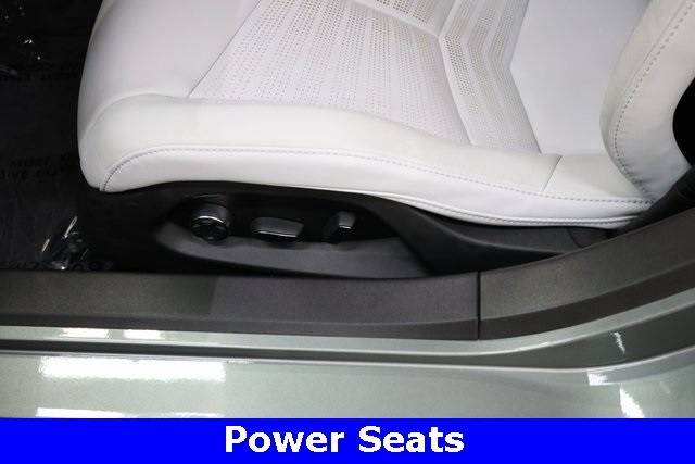 Chevrolet Corvette Thumbnail Image 84