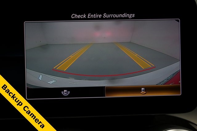 Mercedes-Benz C-Class Thumbnail Image 68