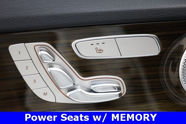 Mercedes-Benz C-Class Thumbnail Image 80