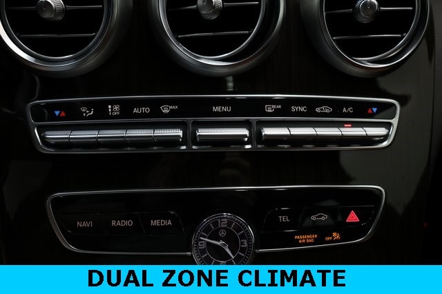 Mercedes-Benz C-Class Thumbnail Image 82