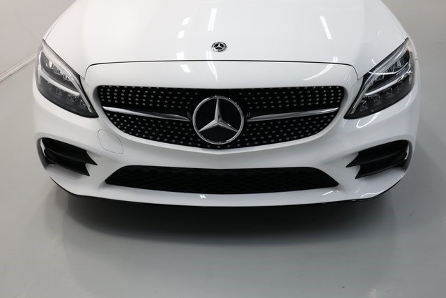 Mercedes-Benz C-Class Thumbnail Image 98