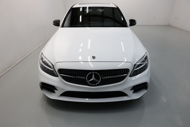 Mercedes-Benz C-Class Thumbnail Image 100