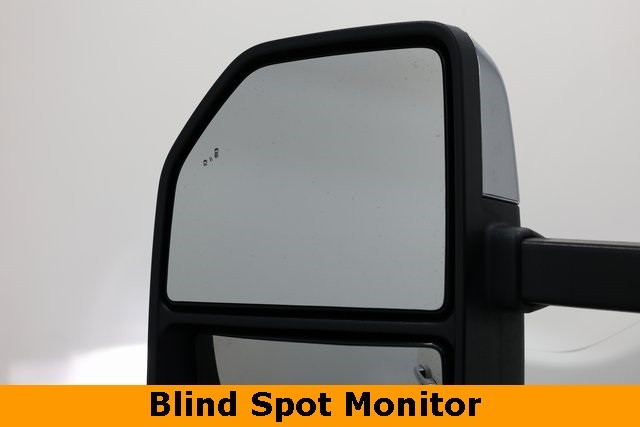 Ford Super Duty F-450 DRW Thumbnail Image 80