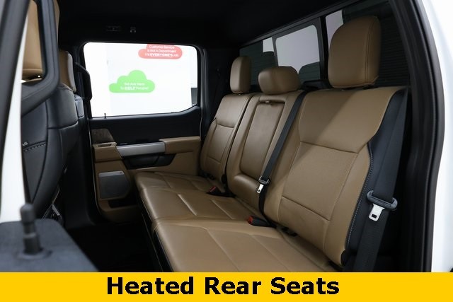 Ford Super Duty F-450 DRW Thumbnail Image 91