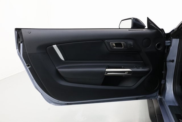 Ford Mustang Thumbnail Image 93