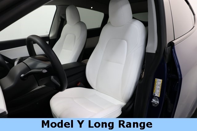 Tesla Model Y Thumbnail Image 57
