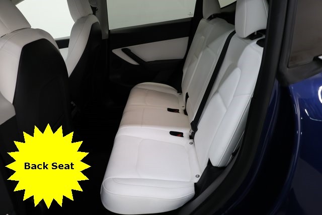 Tesla Model Y Thumbnail Image 61