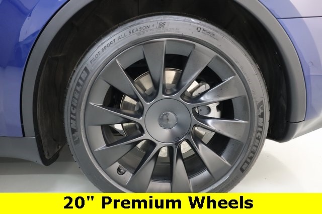Tesla Model Y Thumbnail Image 81