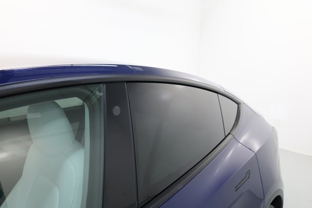 Tesla Model Y Thumbnail Image 93