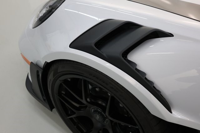 Porsche 911 Thumbnail Image 95