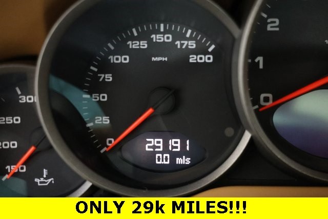 Porsche 911 Thumbnail Image 55