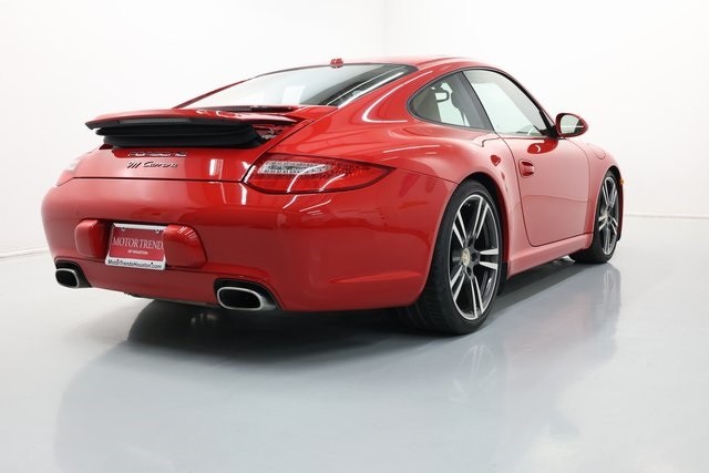 Porsche 911 Thumbnail Image 97
