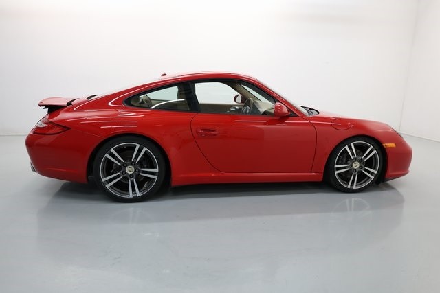 Porsche 911 Thumbnail Image 100