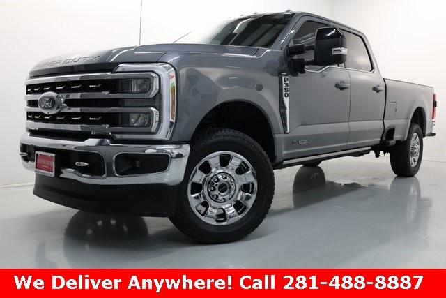 Ford Super Duty F-350 SRW Thumbnail Image 52