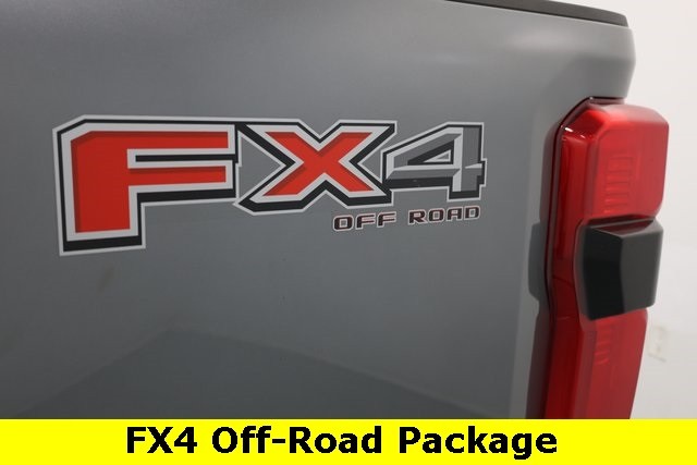 Ford Super Duty F-350 SRW Thumbnail Image 58