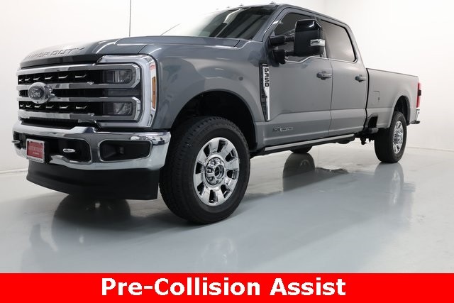 Ford Super Duty F-350 SRW Thumbnail Image 70