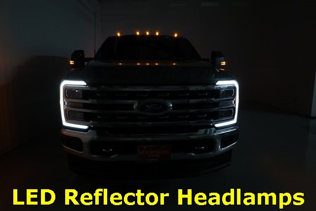 Ford Super Duty F-350 SRW Thumbnail Image 100