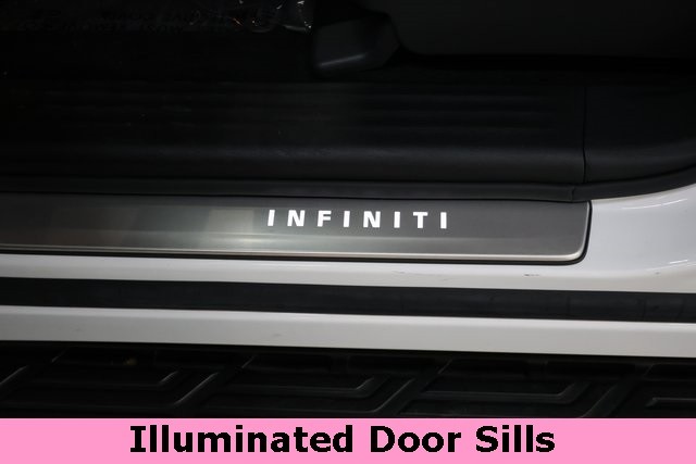 INFINITI QX80 Thumbnail Image 80