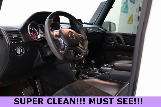 Mercedes-Benz G-Class Thumbnail Image 61
