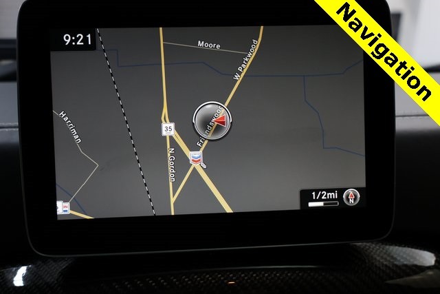 Mercedes-Benz G-Class Thumbnail Image 75
