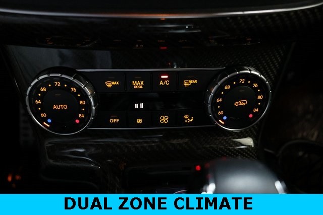 Mercedes-Benz G-Class Thumbnail Image 83