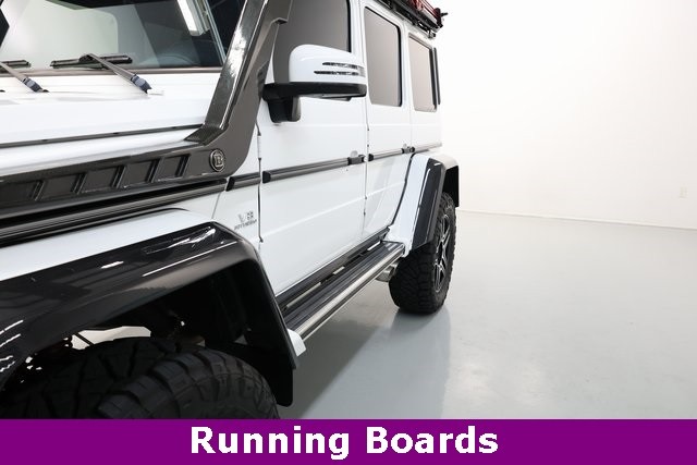 Mercedes-Benz G-Class Thumbnail Image 93