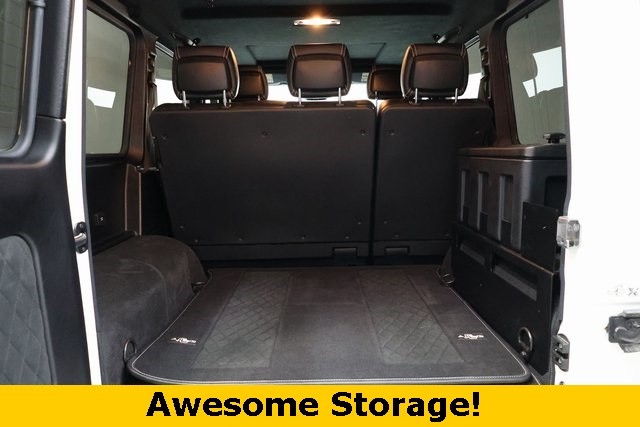Mercedes-Benz G-Class Thumbnail Image 94