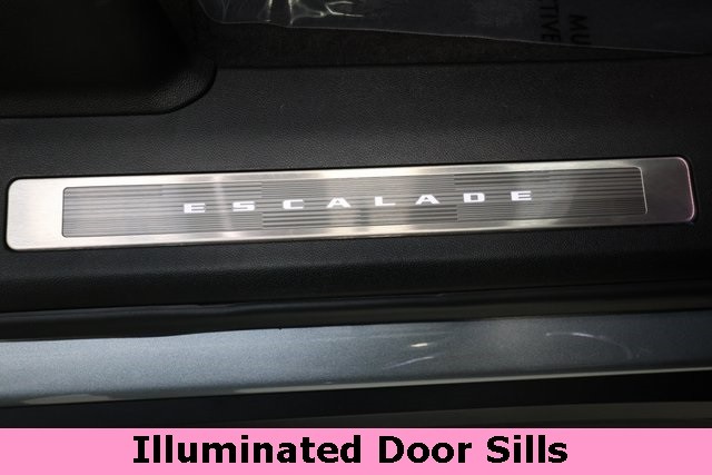 Cadillac Escalade Thumbnail Image 88