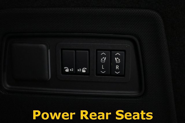 Cadillac Escalade Thumbnail Image 94