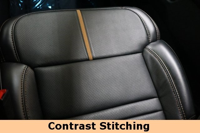 Ford Super Duty F-450 DRW Thumbnail Image 63