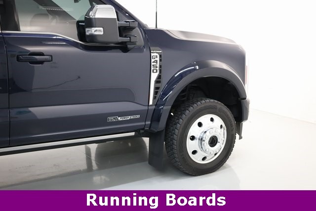 Ford Super Duty F-450 DRW Thumbnail Image 96