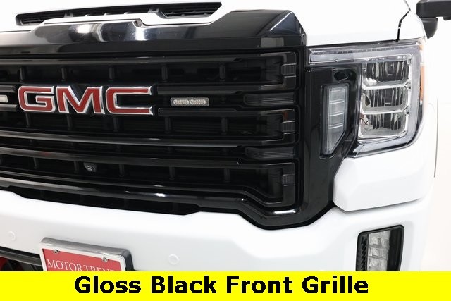 GMC Sierra 2500HD Thumbnail Image 64
