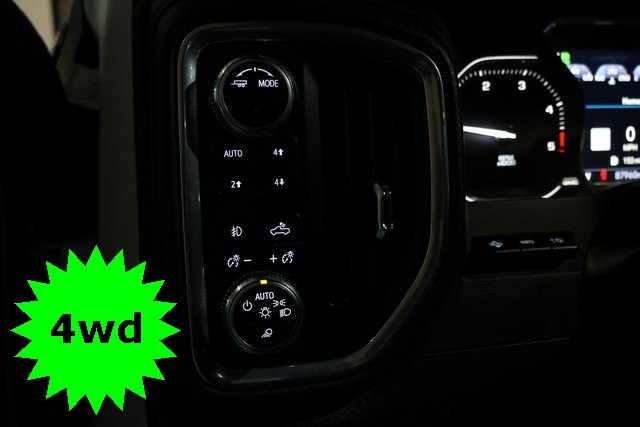 GMC Sierra 2500HD Thumbnail Image 75