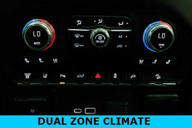 GMC Sierra 2500HD Thumbnail Image 84