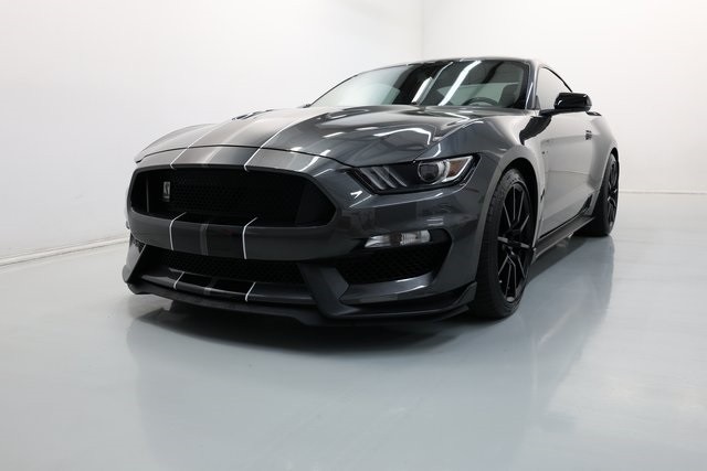 Ford Mustang Thumbnail Image 94