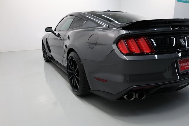 Ford Mustang Thumbnail Image 99