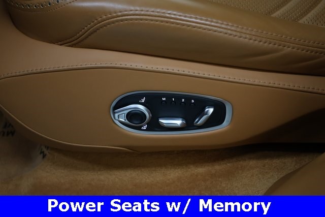 Aston Martin DBX Thumbnail Image 87