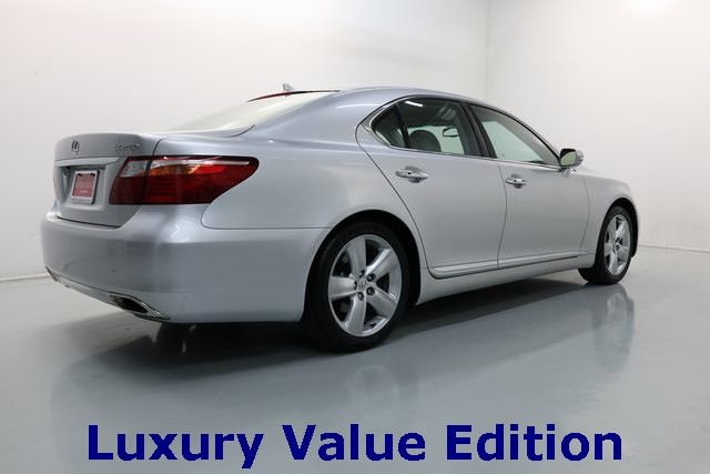 Lexus LS 460 Thumbnail Image 59