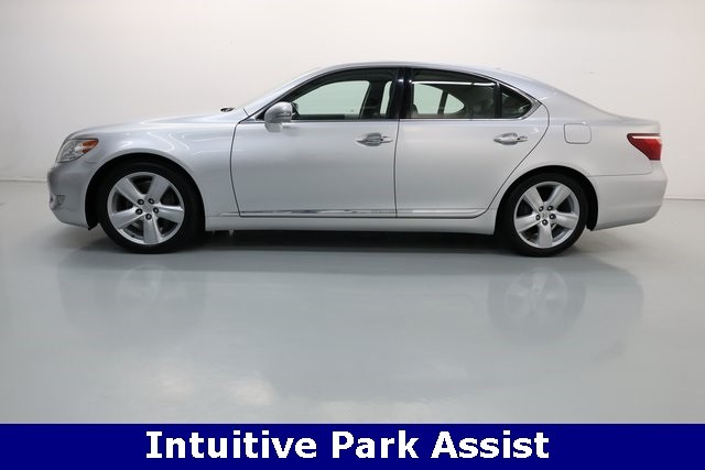 Lexus LS 460 Thumbnail Image 60